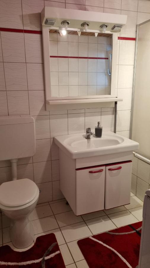 Schoene 2-Zimmer Ferienwohnung Loeffingen Luaran gambar